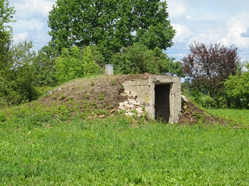 Bomb shelter